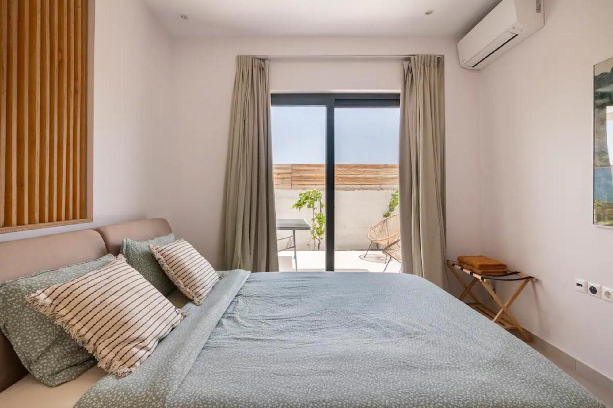 Villa Kala Loutraki - Private Pool & Sauna I Beach Extérieur photo